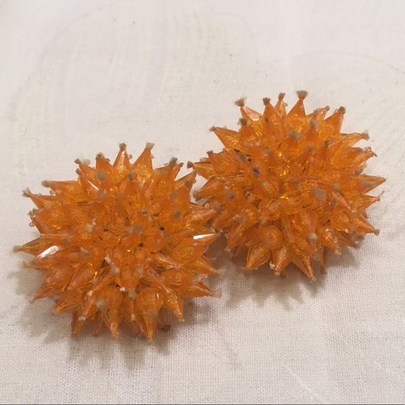 Vintage Dimensional Spike Bead Earrings - Picture 3 of 6